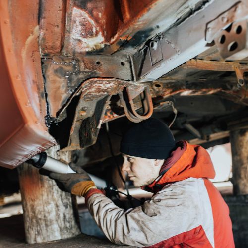 Tips for Using Automotive Seam Sealers Properly - Eagle National Supply