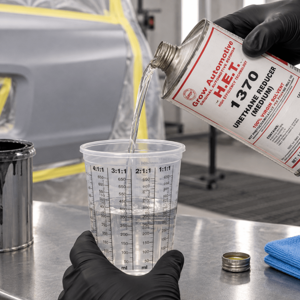 Grow Automotive 1370 Medium Temp. Urethane Reducer, Quart