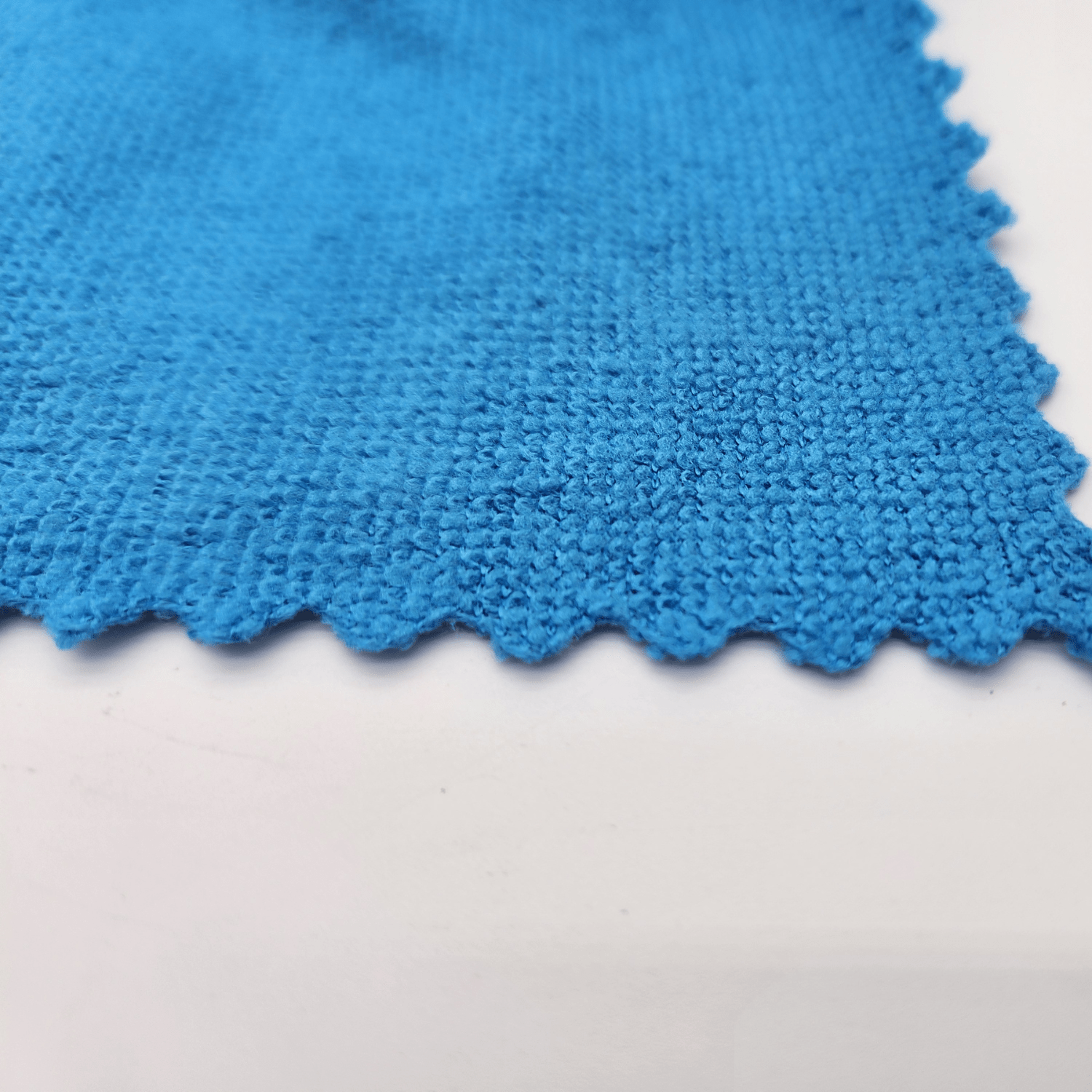High Teck 1250 Blue Microfiber Towel, 12in x 12in, Box of 50